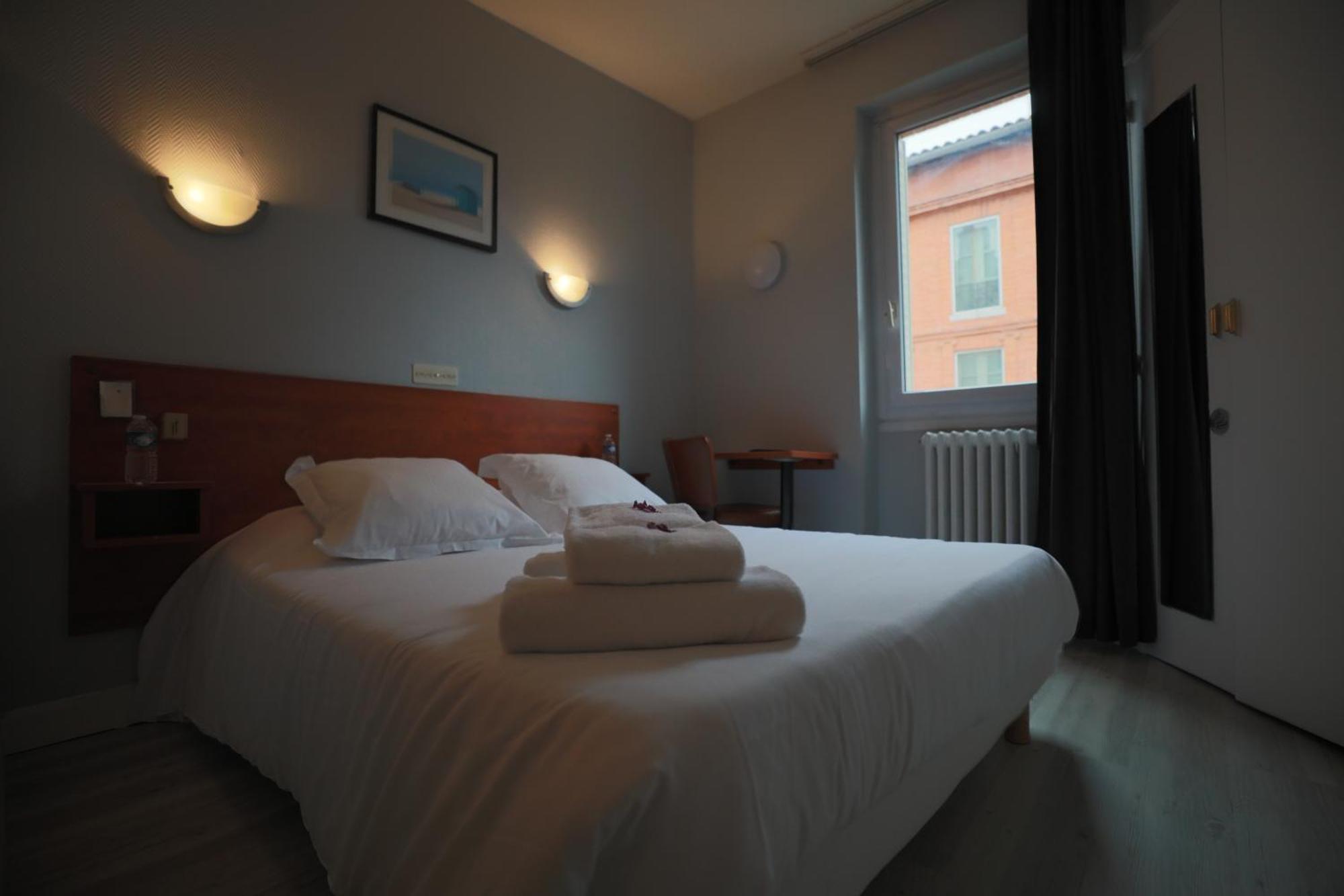Hotel Wilson Square Toulouse Exterior photo